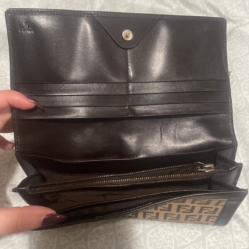 Wallet - Picture 2 of 3